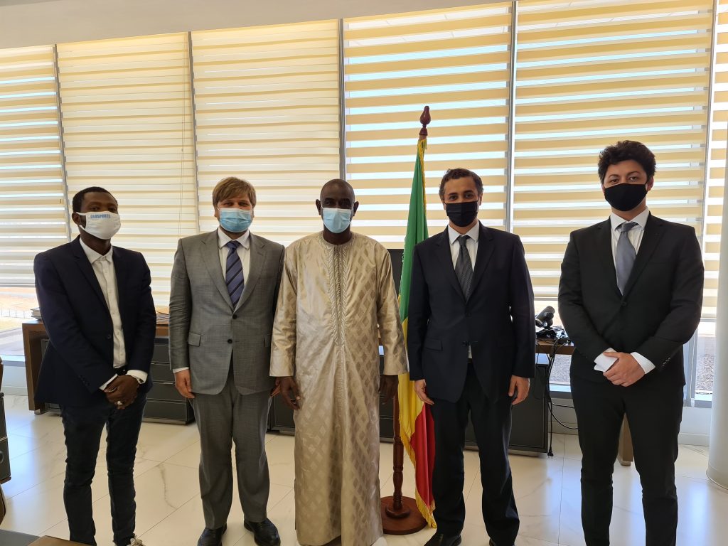 Carousel Finance meets with Minister Mamadou Talla to advance digital education in Senegal