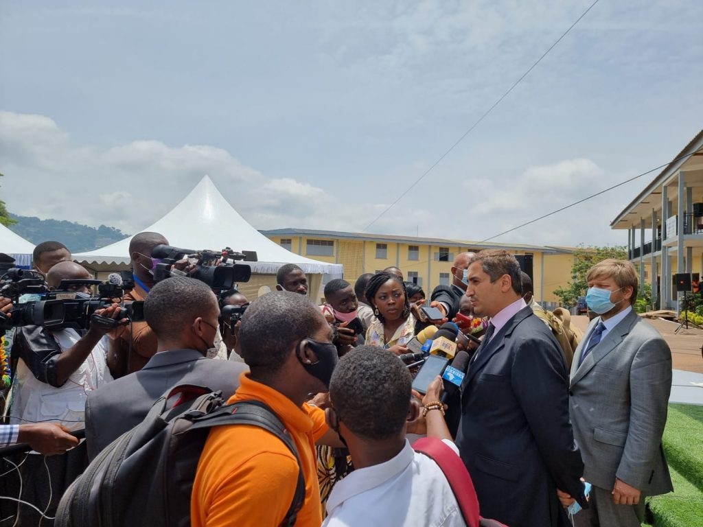 Carousel Finance signs key agreement with the Government of Cameroon to support primary education